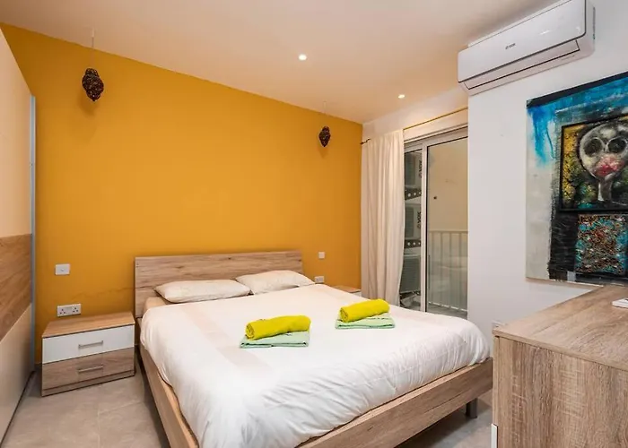 Sliema Smart Seaview Apartment